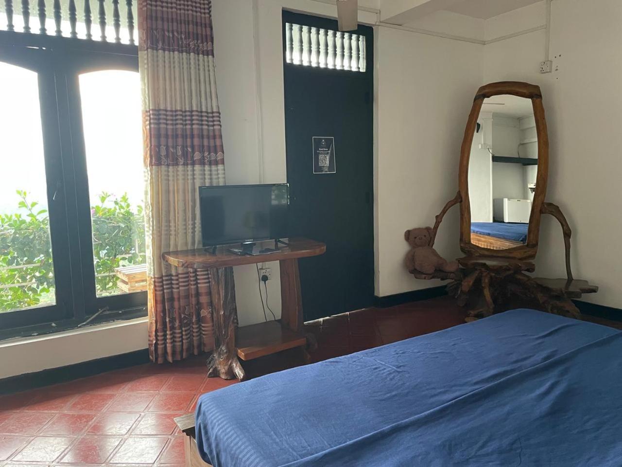 Kandy Gem Inn Blue Hotel Bagian luar foto