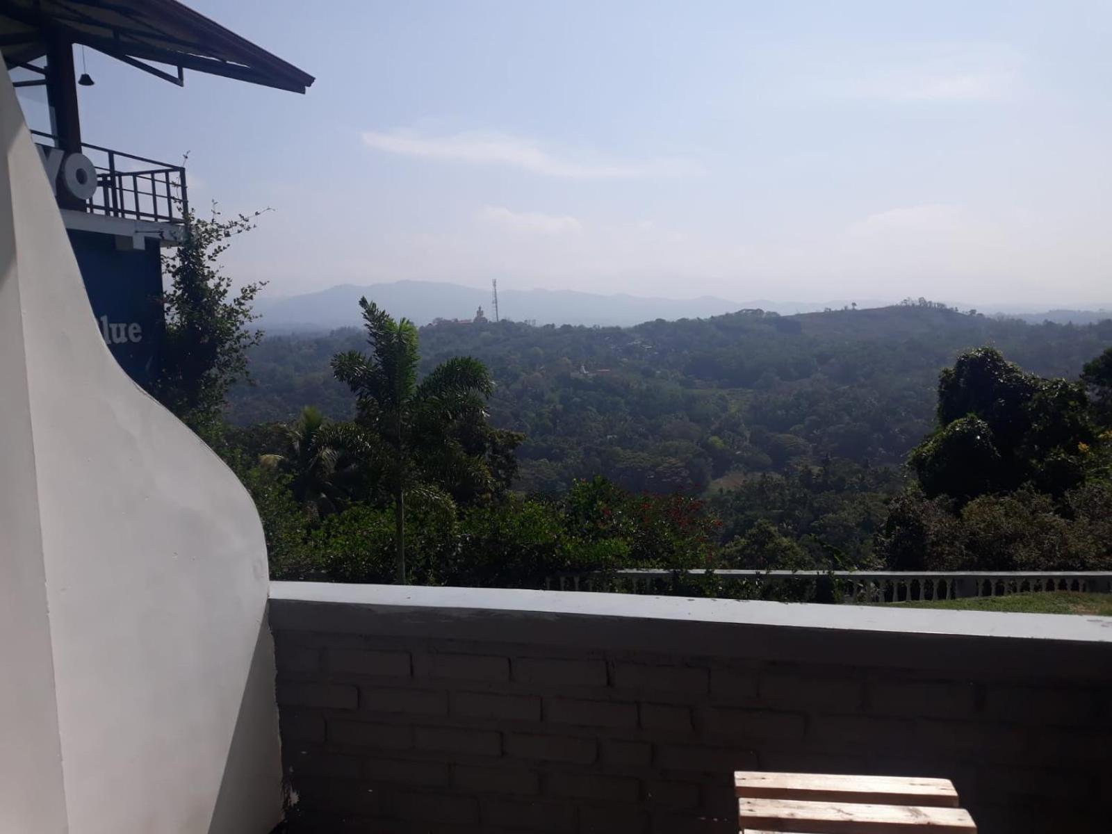 Kandy Gem Inn Blue Hotel Bagian luar foto
