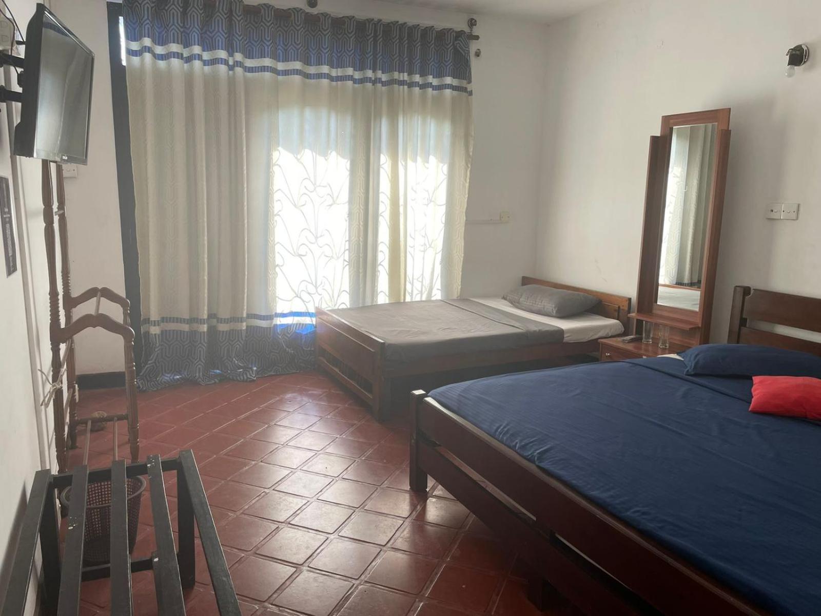 Kandy Gem Inn Blue Hotel Bagian luar foto
