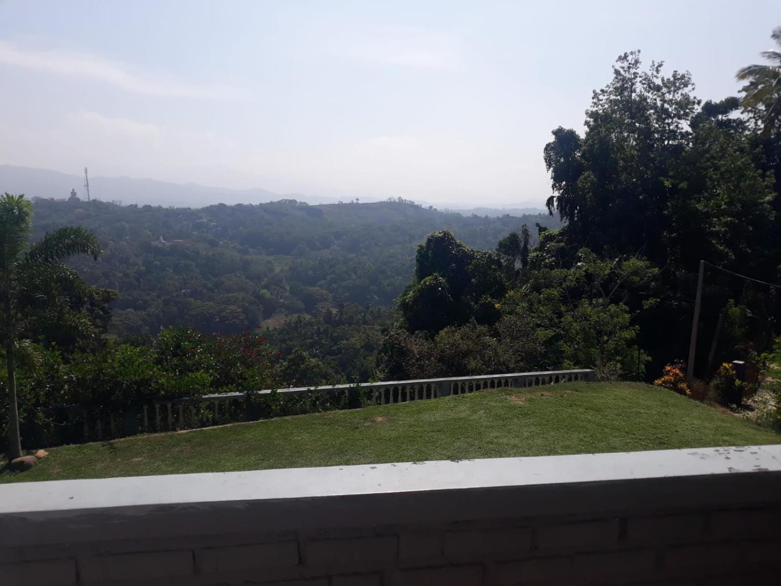 Kandy Gem Inn Blue Hotel Bagian luar foto